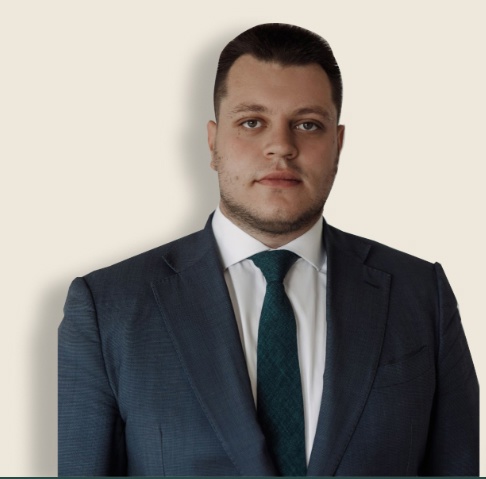 Дмитрий Малых