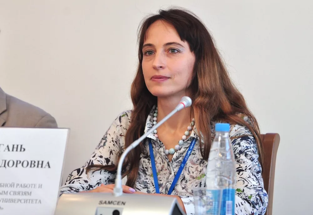 Елена Довгань 