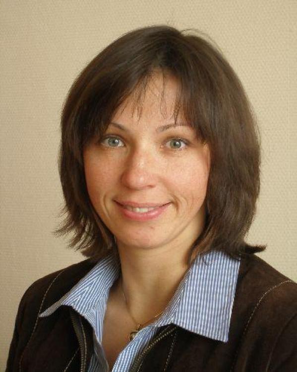 Анна Сутырина