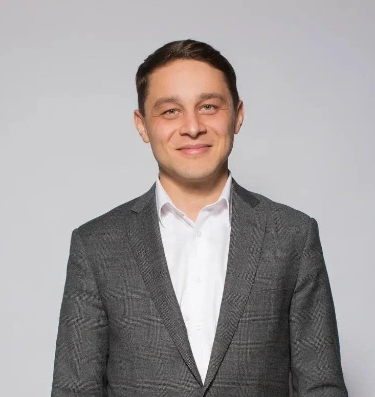 Руслан Салахов